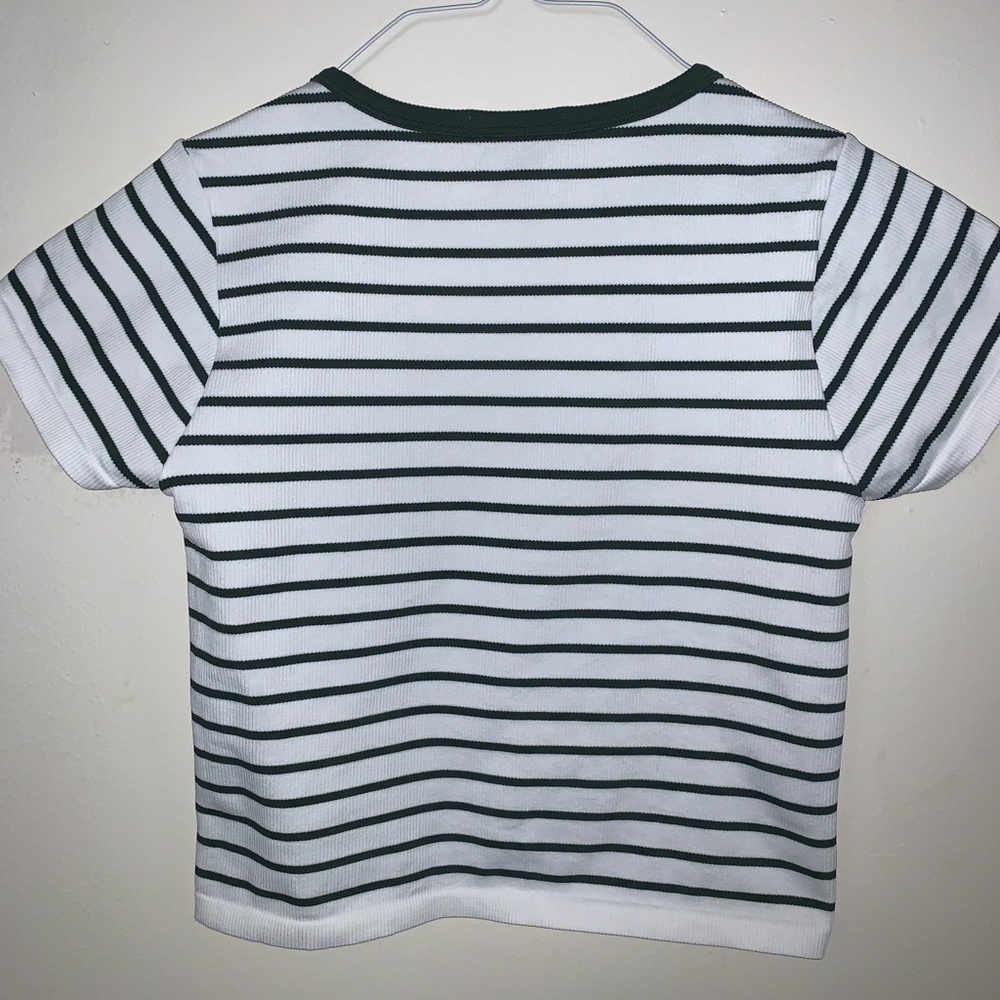 Crop top for women size L 
New, no details, excellent condition, Not used 💯